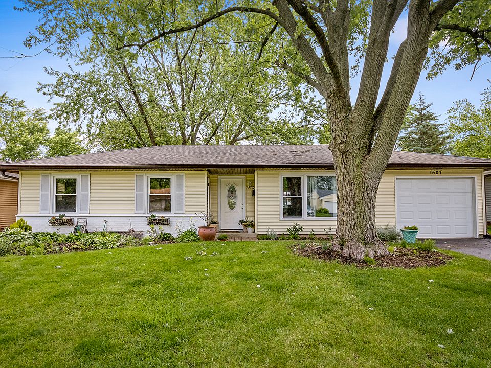 1527 N Kennicott Ave, Arlington Heights, IL 60004 Zillow