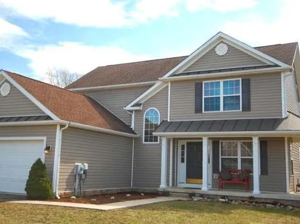 68 Carib St, Martinsburg, WV 25405