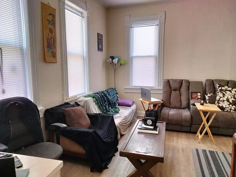 2500 N Fratney St — Photo 1