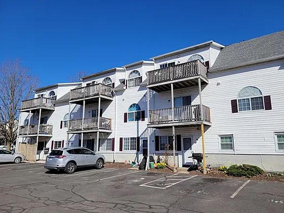 2nd image of 10 Agney Ave APT 1B