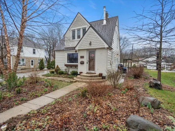 206 South Pleasant Street, Cambridge, WI 53523