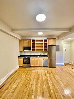 Rented by Corcoran | media 15