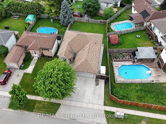 3rd image of 54 Pebble Beach Ct