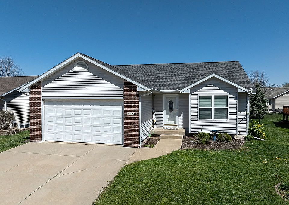 1108 Tiara Dr NE, Cedar Rapids, IA 52402 | Zillow