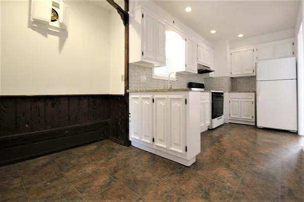 Rented by Bold New York | media 10