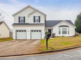 5452 Salem Springs Dr, Lithonia, GA 30038