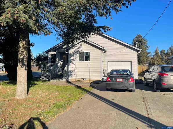 627 W Main St, Sheridan, OR 97378