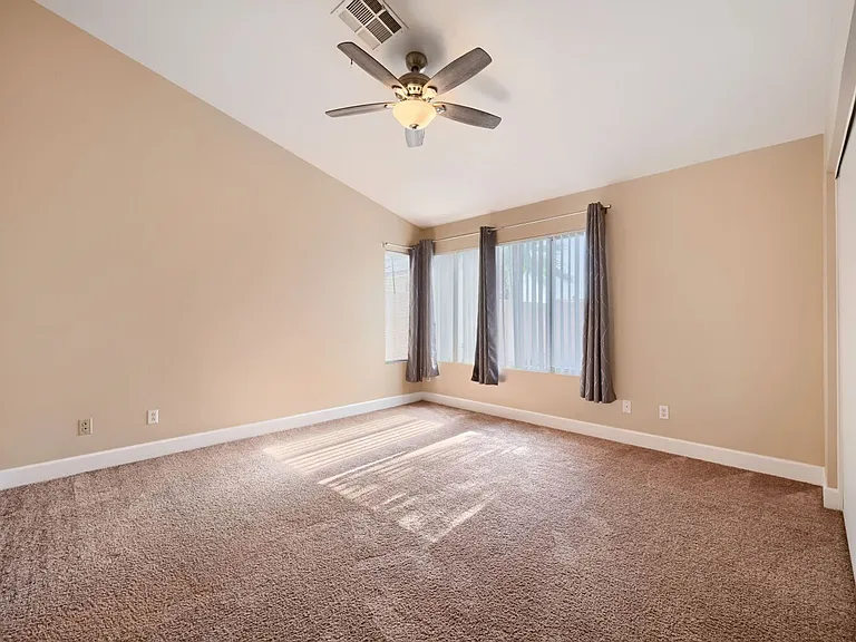 6042 Evening View St — Photo 12