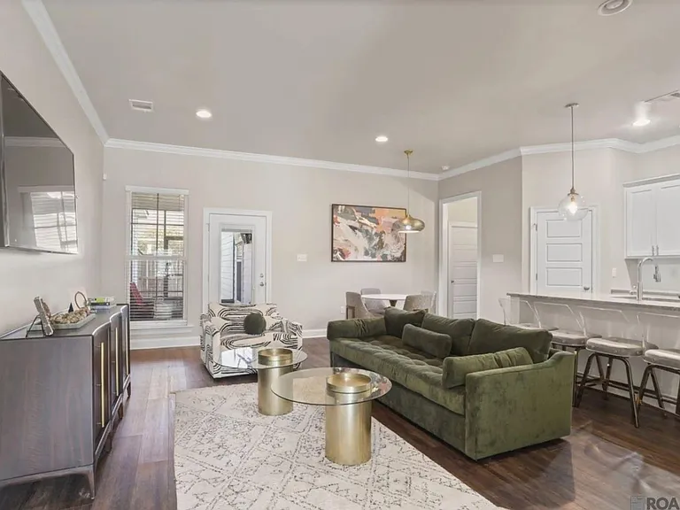 8123 Stonelake Circle East Ave — Photo 6