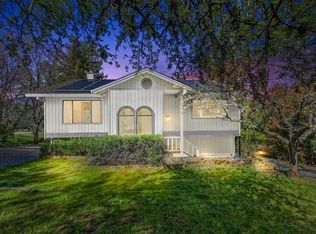 22550 Sunset Ridge Dr, Auburn, CA 95602