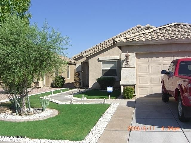 1st image of 11542 W Oglesby Ave