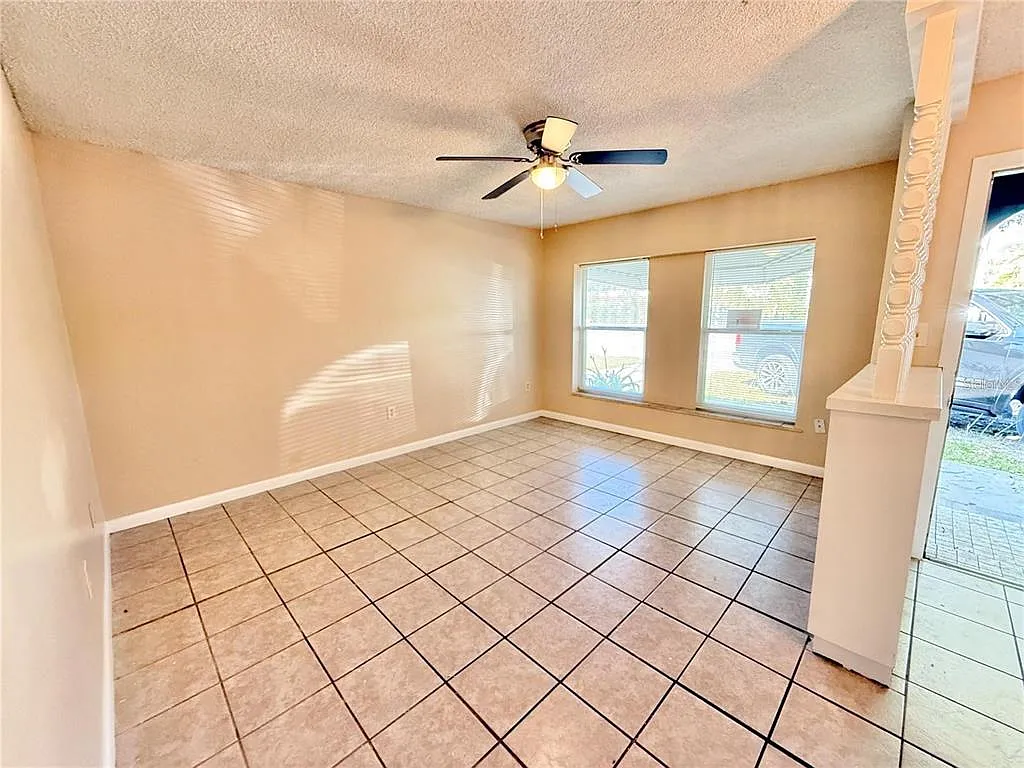4 bed, 2.0 bath, 1532 sqft, $2,600 — Photo 3