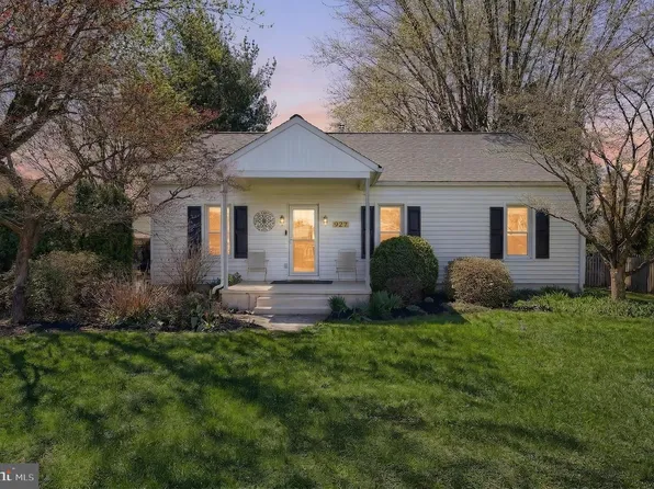 927 S Franklin St, Hanover, PA 17331