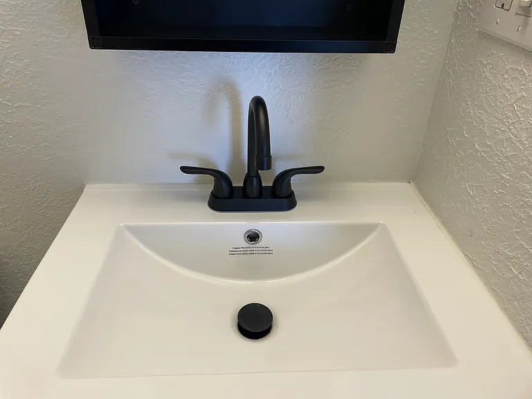 Remodeled, Top End UNM Area Studio Apts. in Great Community — Photo 43