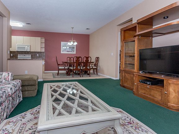 4th image of 3553 Forest Hill Boulevard #39