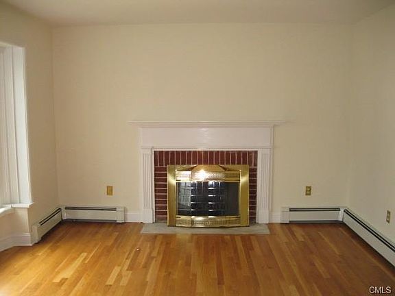5th image of 482 Westfield Ave