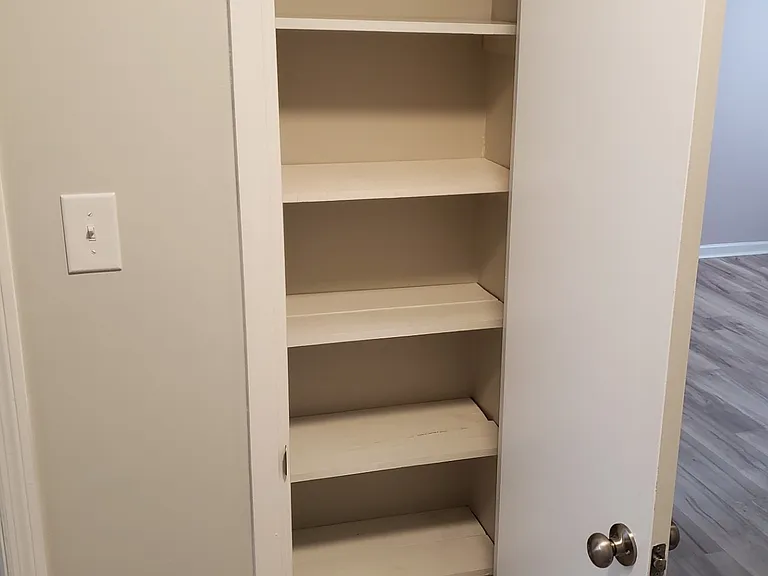 207 Hedgewood Ct — Photo 15