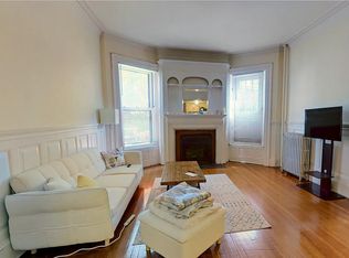 1076 Beacon St, Brookline, MA 02446