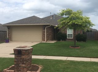 4100 Madison Ave, Moore, OK 73160