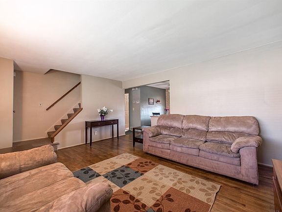 3rd image of 9234 Neil Dr