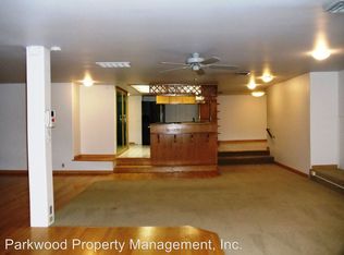 103 W Pioneer, Puyallup, WA 98371