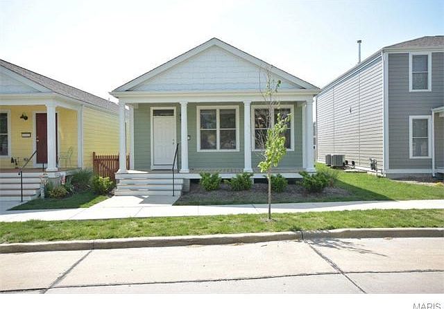 Front of 3309 Granger Blvd.