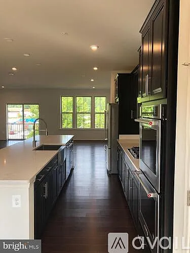 2950 Timberneck Way — Photo 6