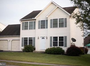 108 Cedar Dr, Dover, PA 17315