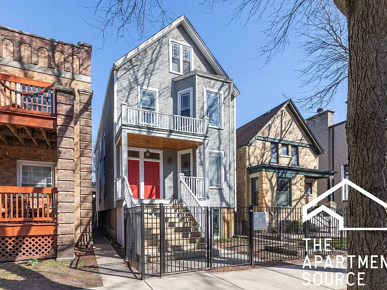 1314 W Roscoe St #2 — Photo 16