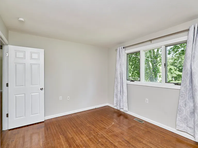 3248 Janton Ln — Photo 16