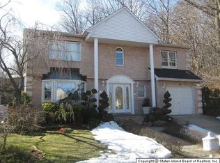 60 Francis Pl, Staten Island, NY 10304