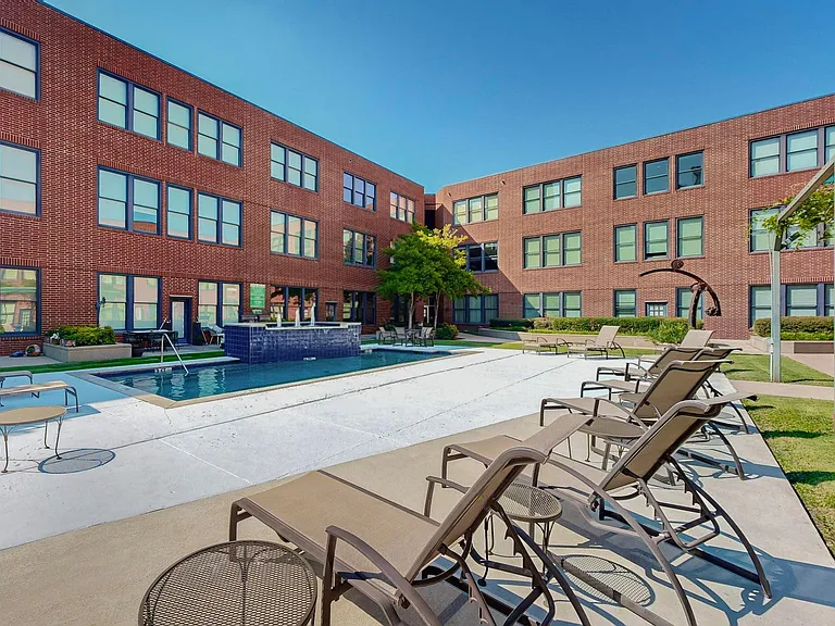 2502 Live Oak St #217 — Photo 27