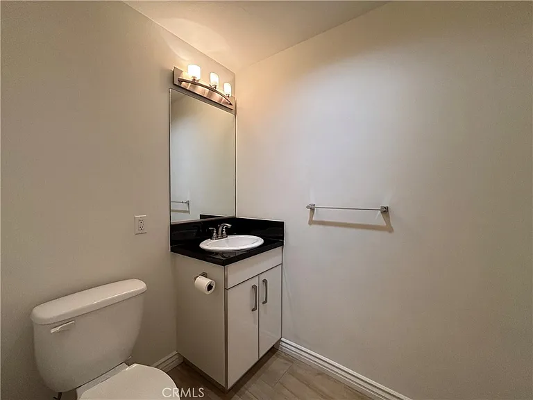 441 N Los Robles Ave #16 — Photo 10