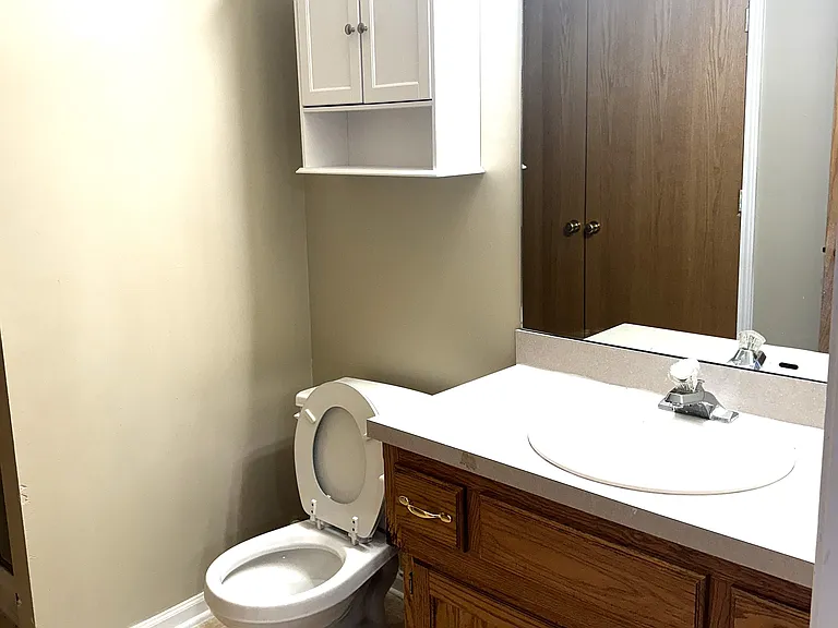DOWN BATH WITH EXTRA CABINET FOR STORAGE