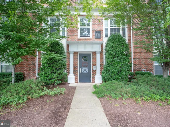 7 Booth St Unit 310, Gaithersburg, MD 20878