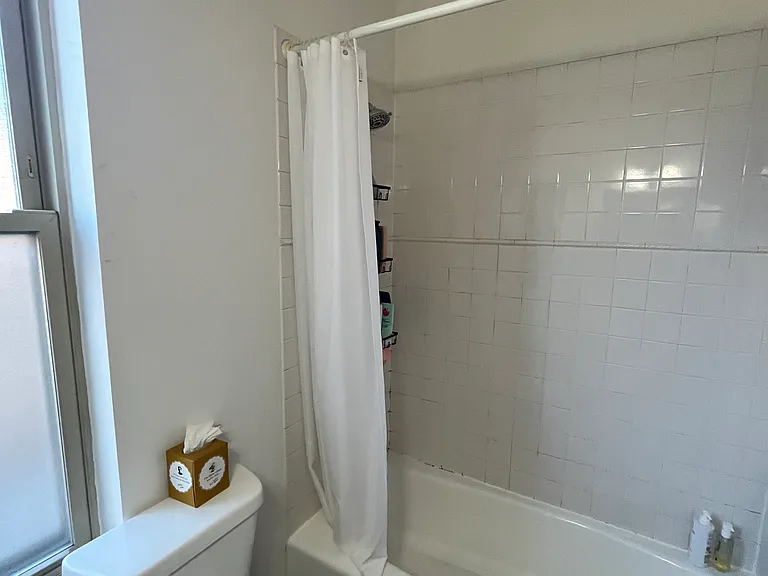 1363 N Bosworth Ave #5 — Photo 17
