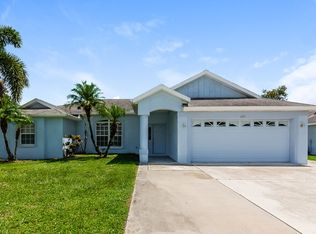 6888 Mauna Loa Blvd, Sarasota, FL 34241