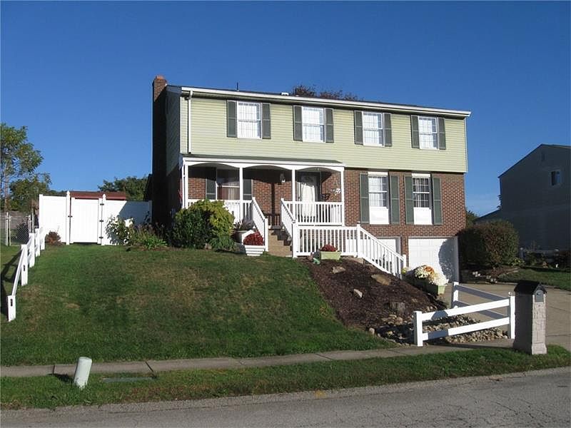 1st image of 316 Willow Hedge Dr