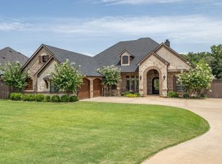 113 Red Bud Dr, Aubrey, TX 76227