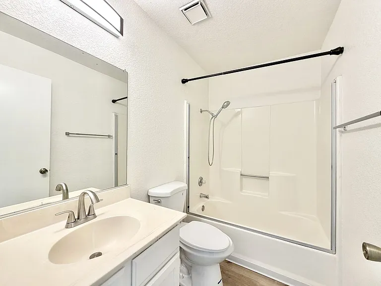 PS T 66738 — Photo 9