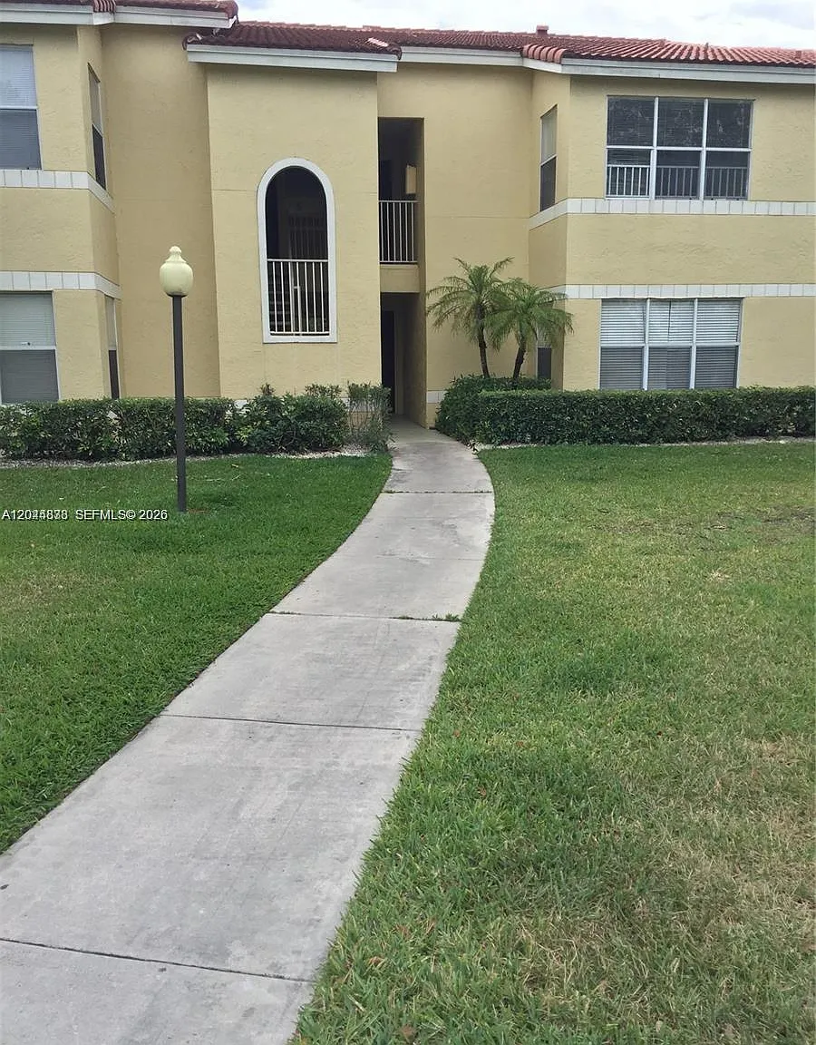 Isles At Lago Mar Condo — Photo 1