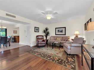 788 Park Shore Dr APT A33, Naples, FL 34103