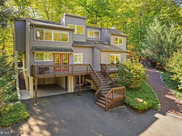 6503 Fleecydale Rd, New Hope, PA 18938