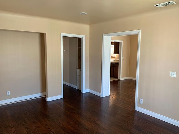 2nd image of 3520 Homeland Dr
