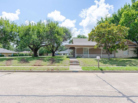 2nd image of 2405 Willow Oak Dr