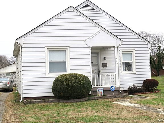 2nd image of 5102 Eanes Ln