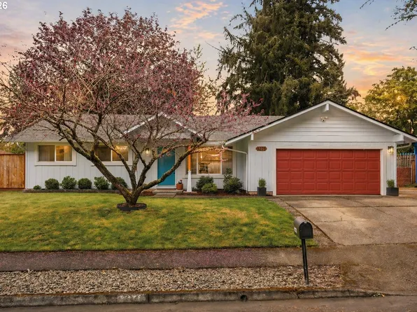9275 SW Apache Dr, Tualatin, OR 97062