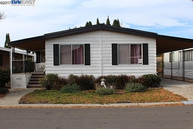 1st image of 29305 Sandburg Way
