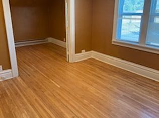 1055 Cumberland St #2, Saint Paul, MN 55117