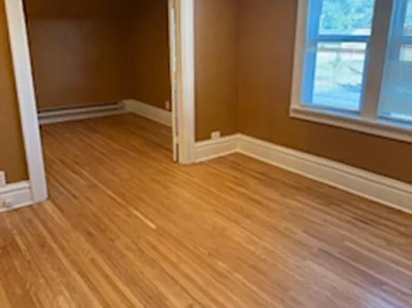 1055 Cumberland St #2, Saint Paul, MN 55117